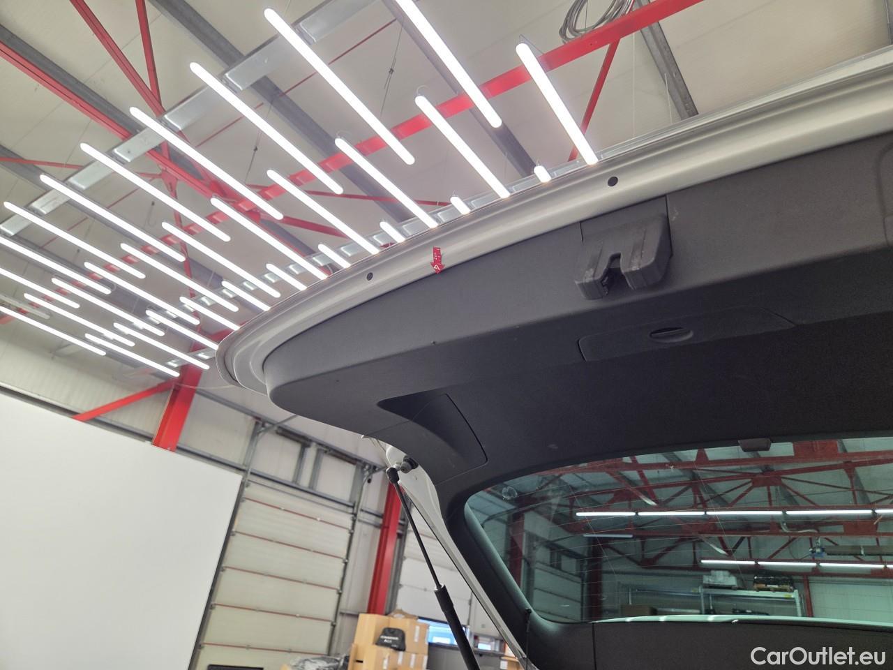  Volkswagen  Tiguan Life 2.0 TDI 150CP DSG #46