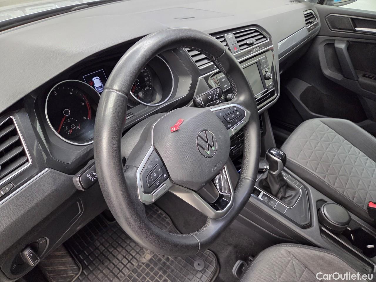  Volkswagen  Tiguan Life 2.0 TDI 150CP DSG #44