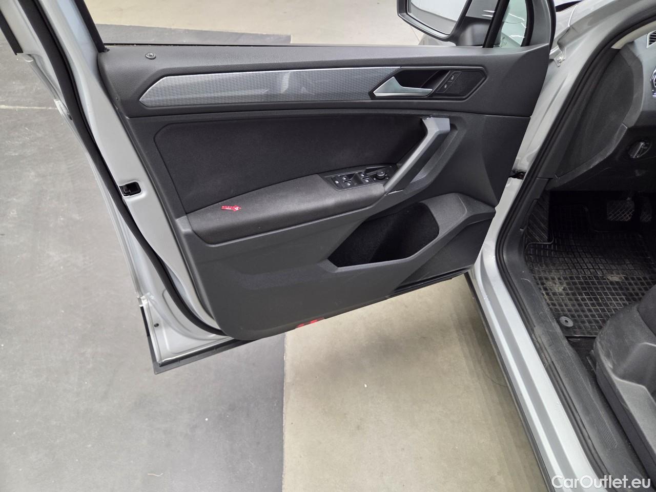  Volkswagen  Tiguan Life 2.0 TDI 150CP DSG #37