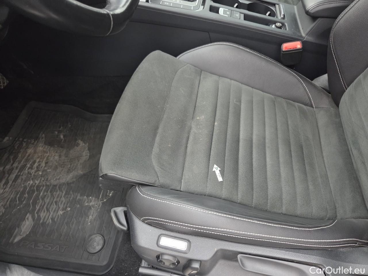  Volkswagen  Passat Highline 2.0 TDI DSG 150 CP #26