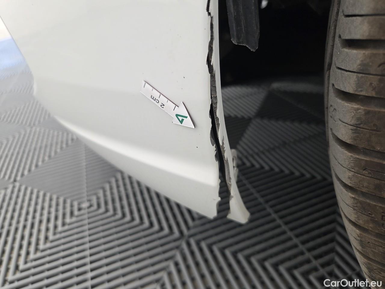  Volkswagen  Golf  Life 2.0 TDI #10