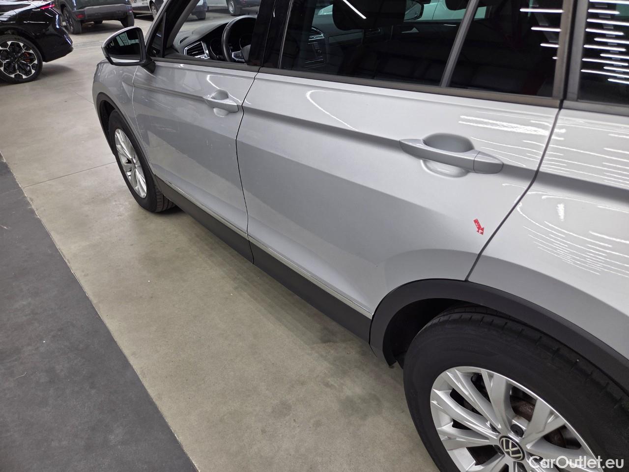  Volkswagen  Tiguan Life 2.0 TDI 150CP DSG #35