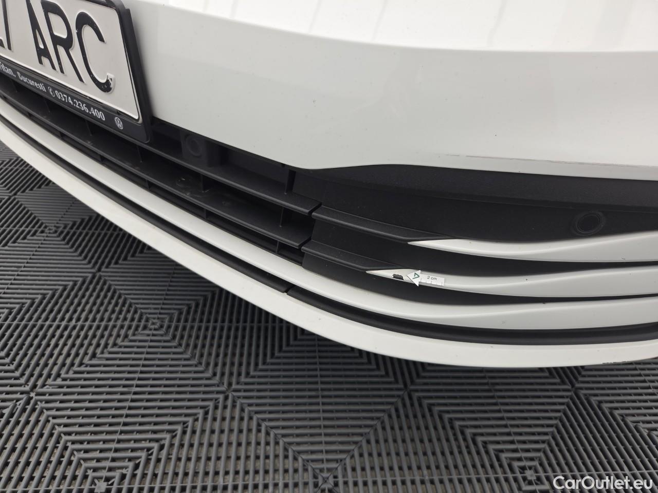  Volkswagen  Golf  Life 2.0 TDI #14