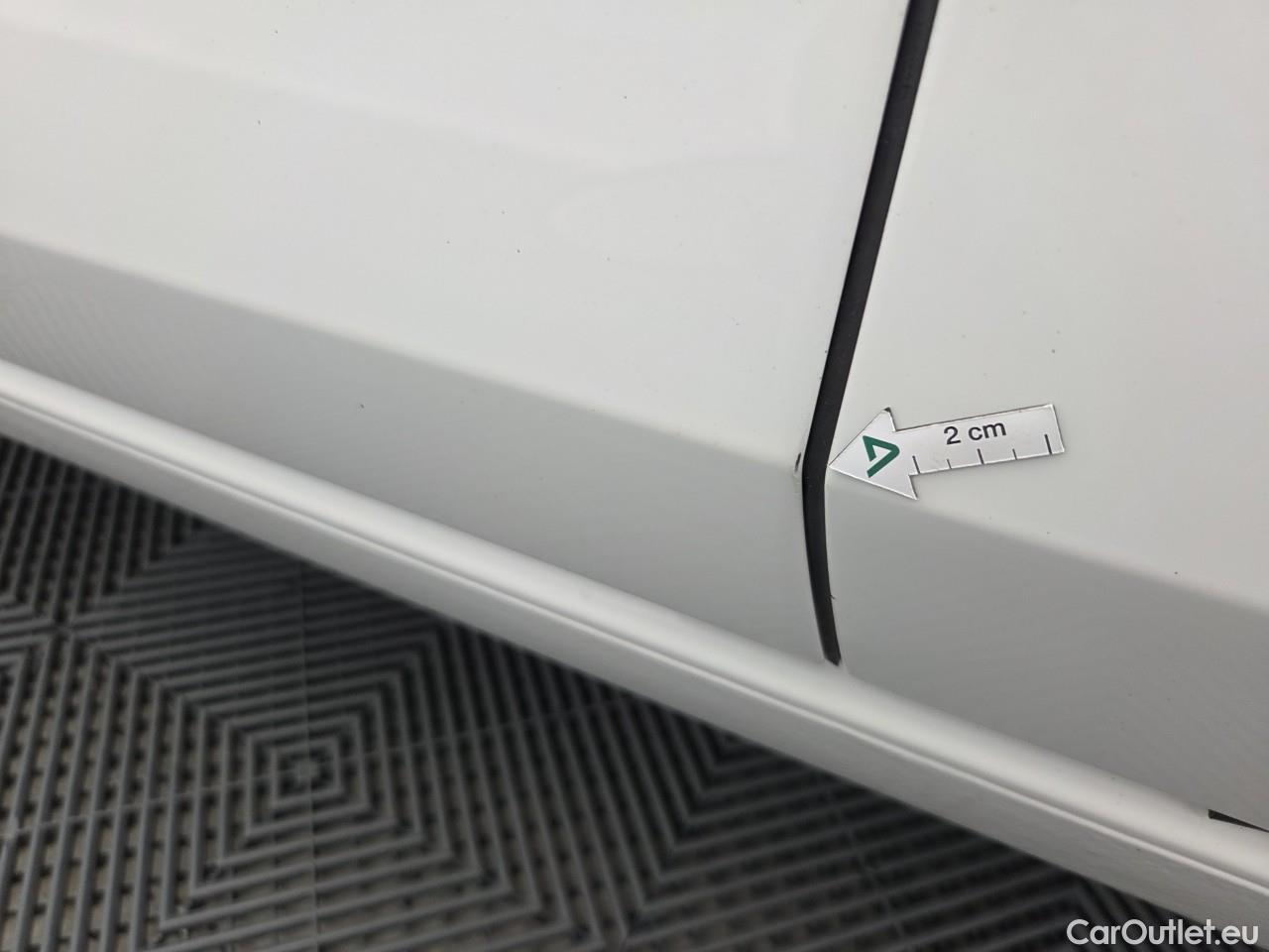 Volkswagen  Golf  Life 2.0 TDI #1