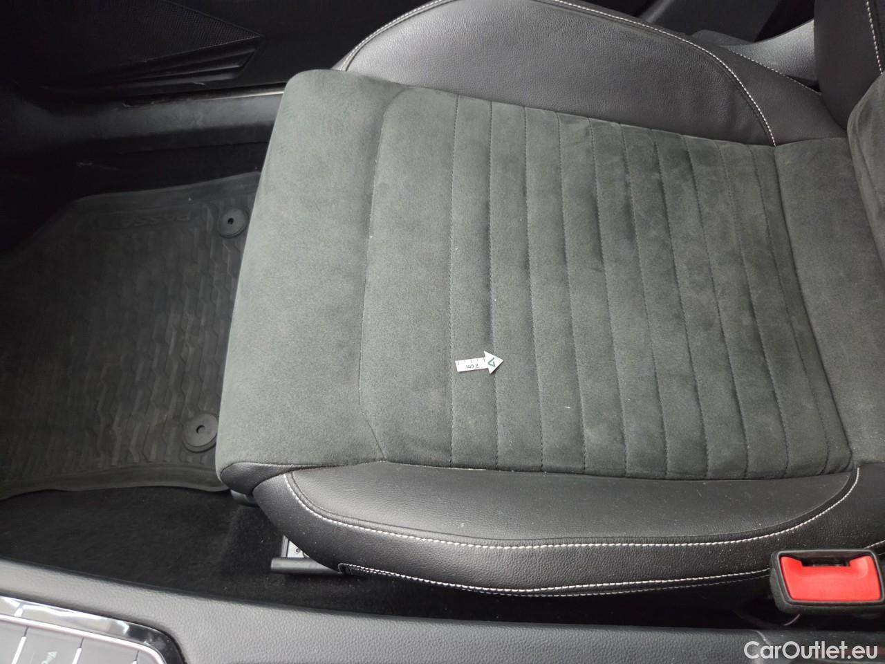  Volkswagen  Passat Highline 2.0 TDI DSG 150 CP #28