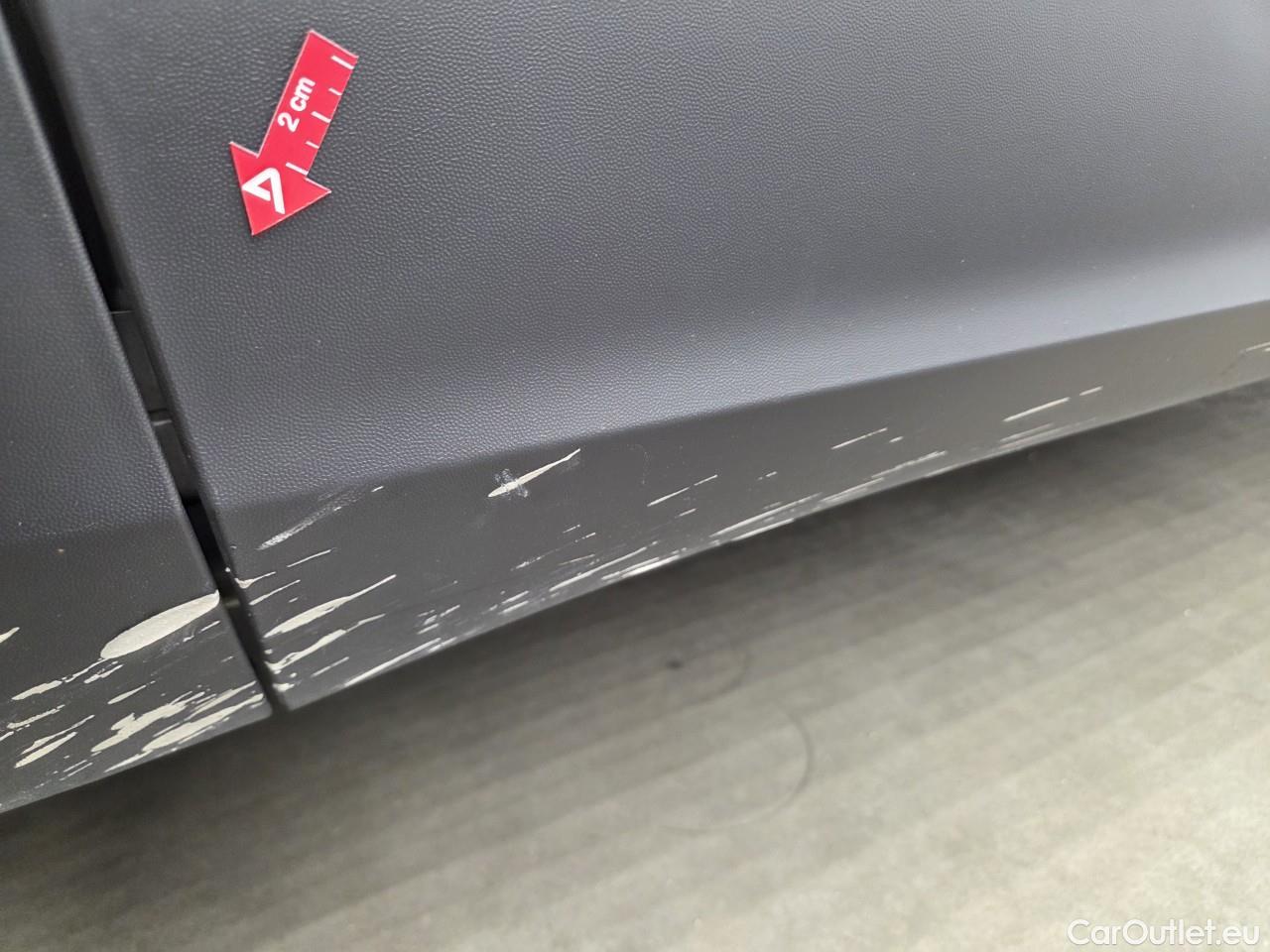  Volkswagen  Tiguan Life 2.0 TDI 150CP DSG #5