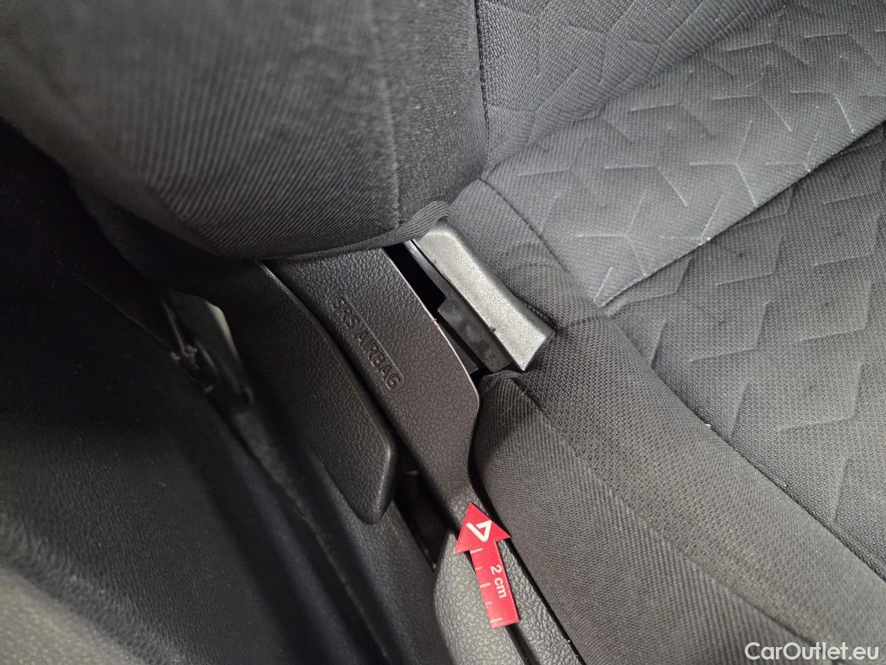  Toyota  Corolla 1.8 Hybrid Business HSD #32