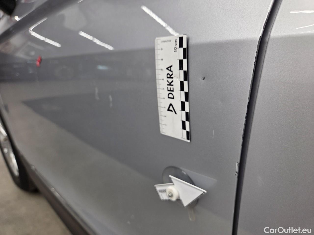  Volkswagen  Tiguan Life 2.0 TDI 150CP DSG #2