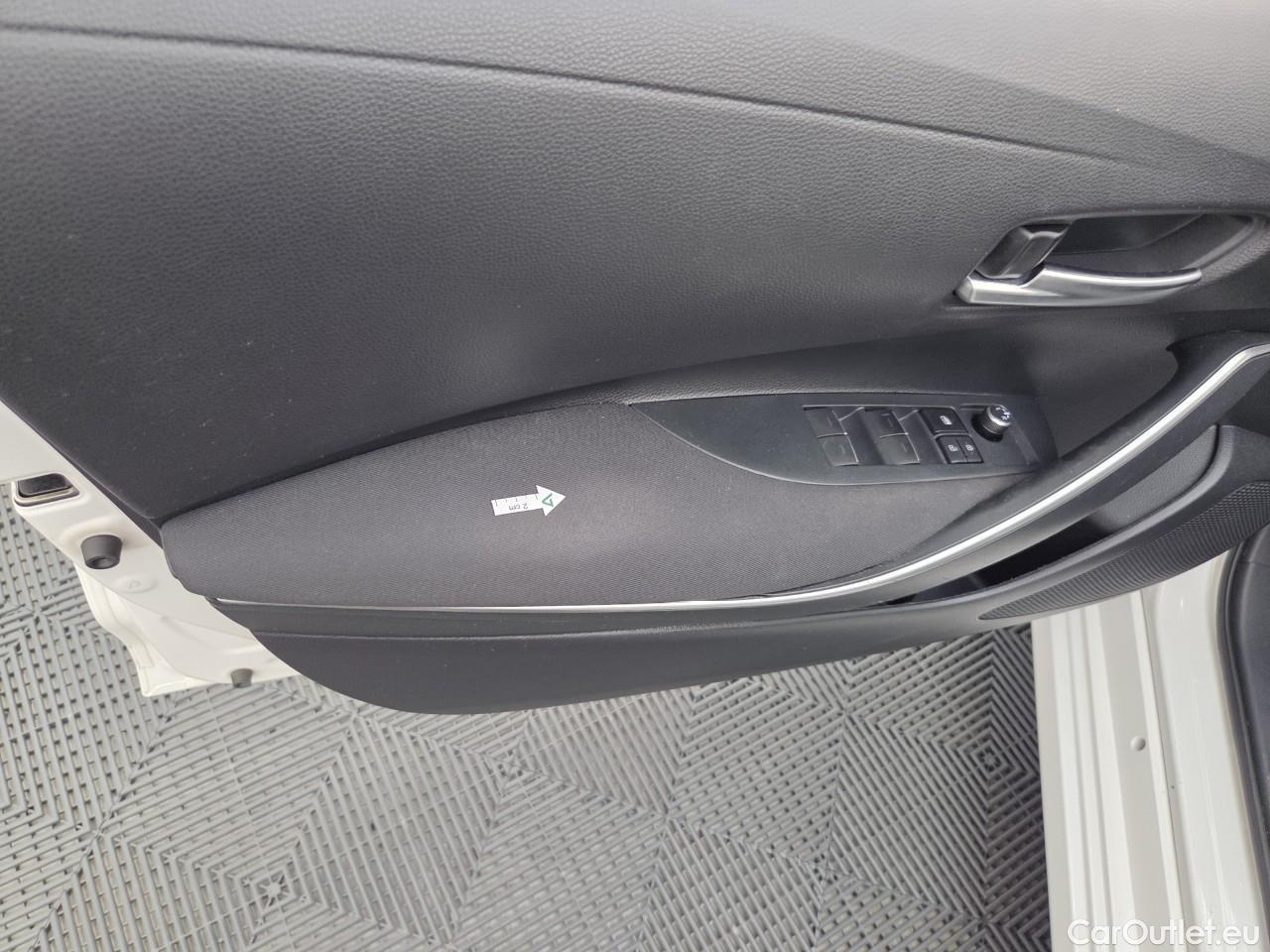  Toyota  Corolla 1.8 Hybrid Business HSD E-CVT #23