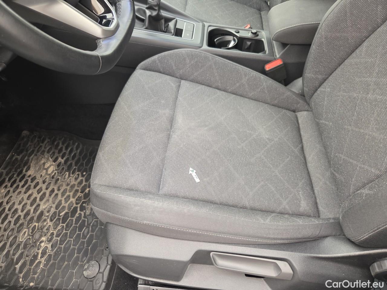  Volkswagen  Golf  Life 2.0 TDI #29