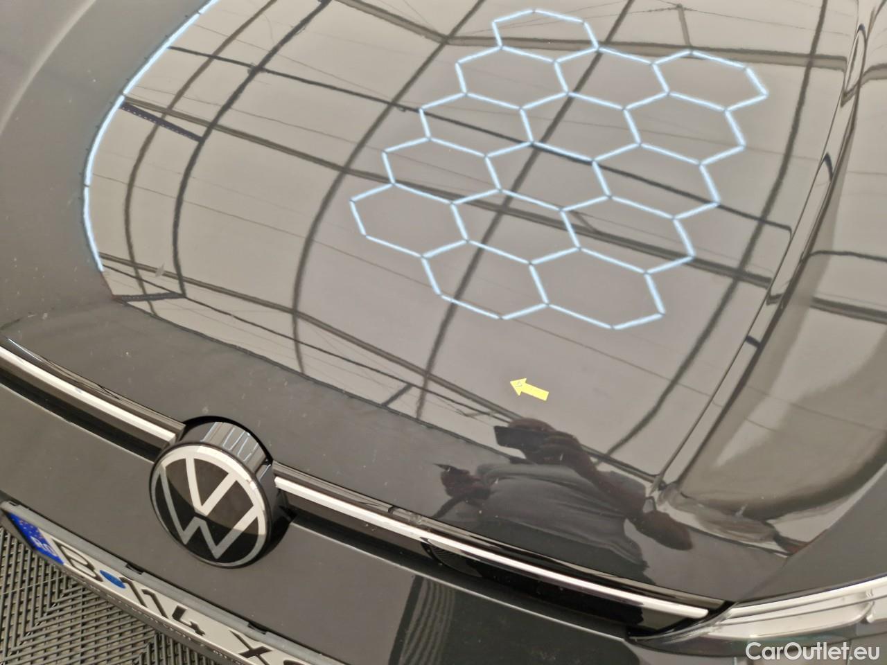  Volkswagen  Golf  Life 1.0 TSI #11