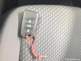  Volkswagen  Passat Volkswagen  Variant 1.5 TSI EVO 150 KM 6 biegów Essence 5d #20