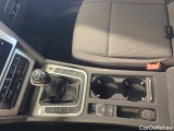  Volkswagen  Passat Volkswagen  Variant 1.5 TSI EVO 150 KM 6 biegów Essence 5d #29