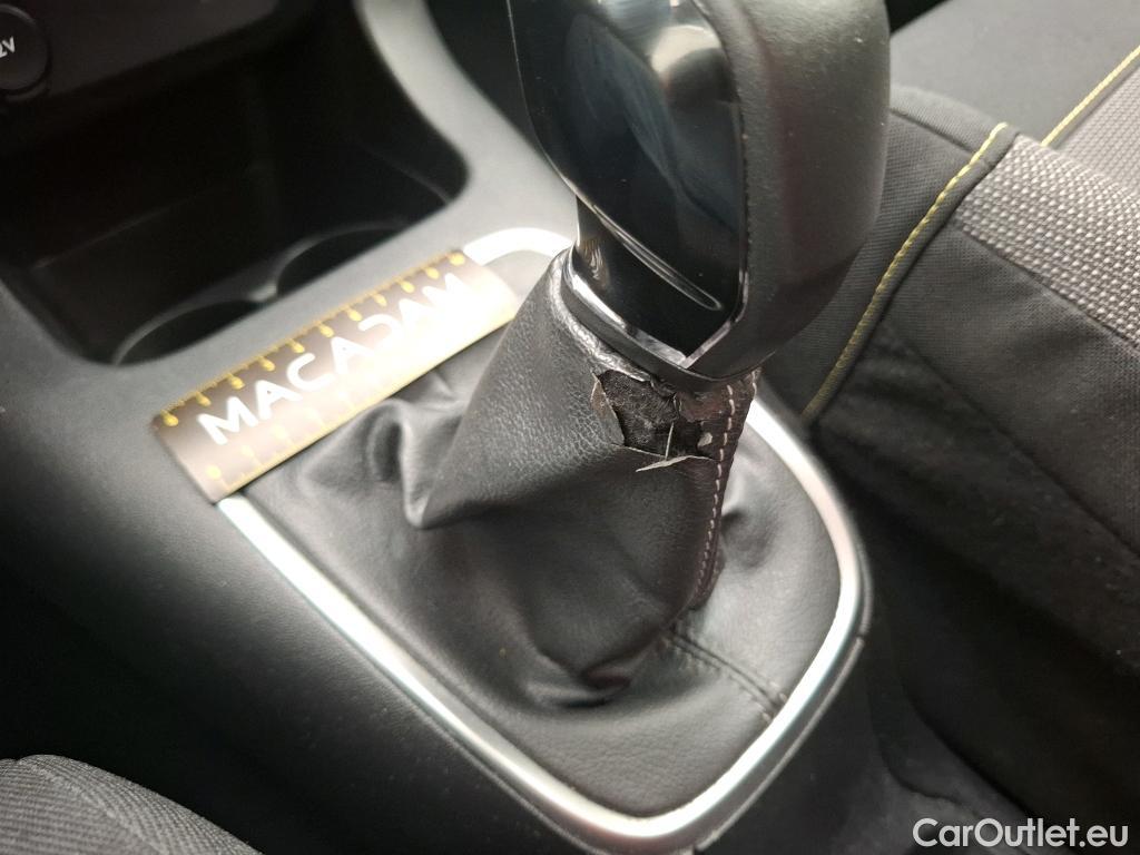  Citroen  C3  Shine 1.2 PureTech 80CV BVM5 6E #3
