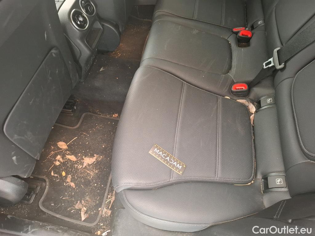  Mercedes  GLC MERCEDES-BENZ  / 2022 / 5P / SUV  300 e Business Line 4MATIC #39