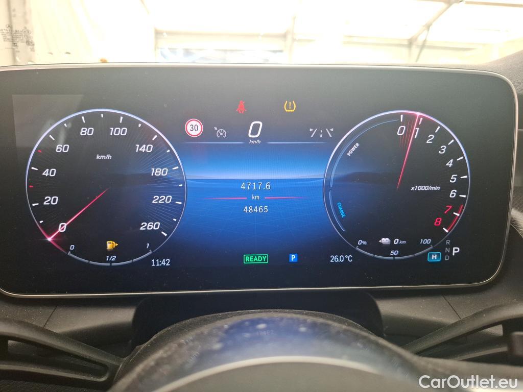  Mercedes  GLC MERCEDES-BENZ  / 2022 / 5P / SUV  300 e Business Line 4MATIC #42