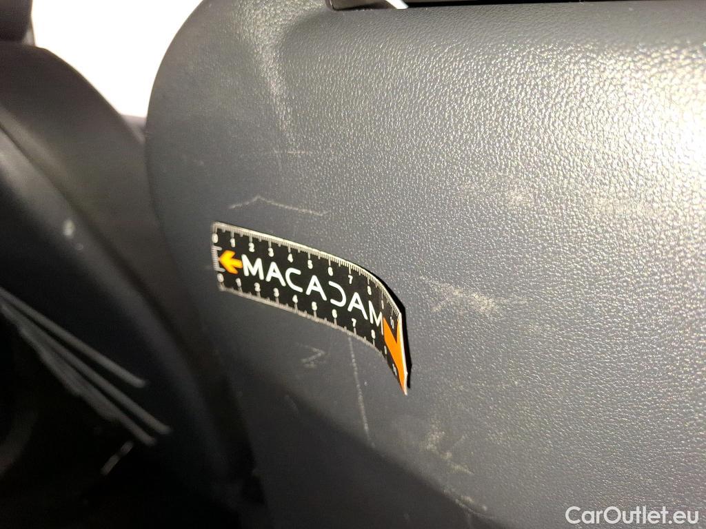  Renault  Captur  Intens 0.9 TCe 90CV BVM5 E6 #28