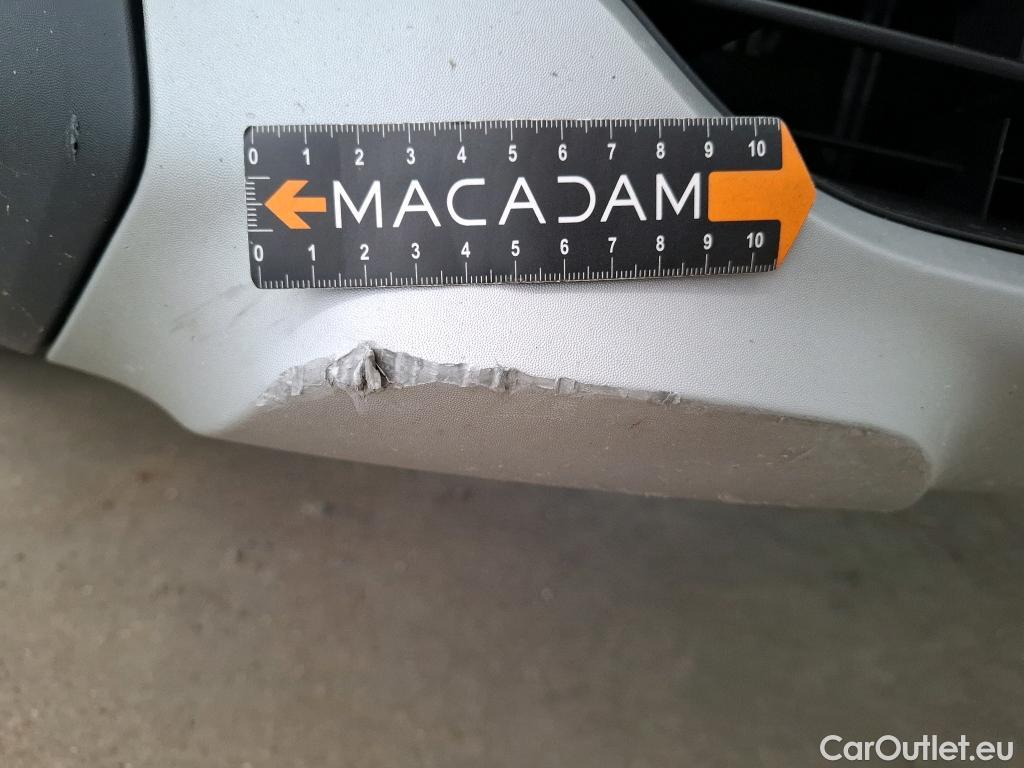  Renault  Captur  Intens 0.9 TCe 90CV BVM5 E6 #24