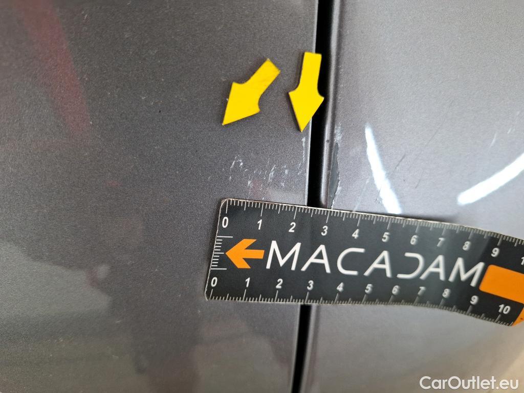 Renault  Captur  Intens 0.9 TCe 90CV BVM5 E6 #79