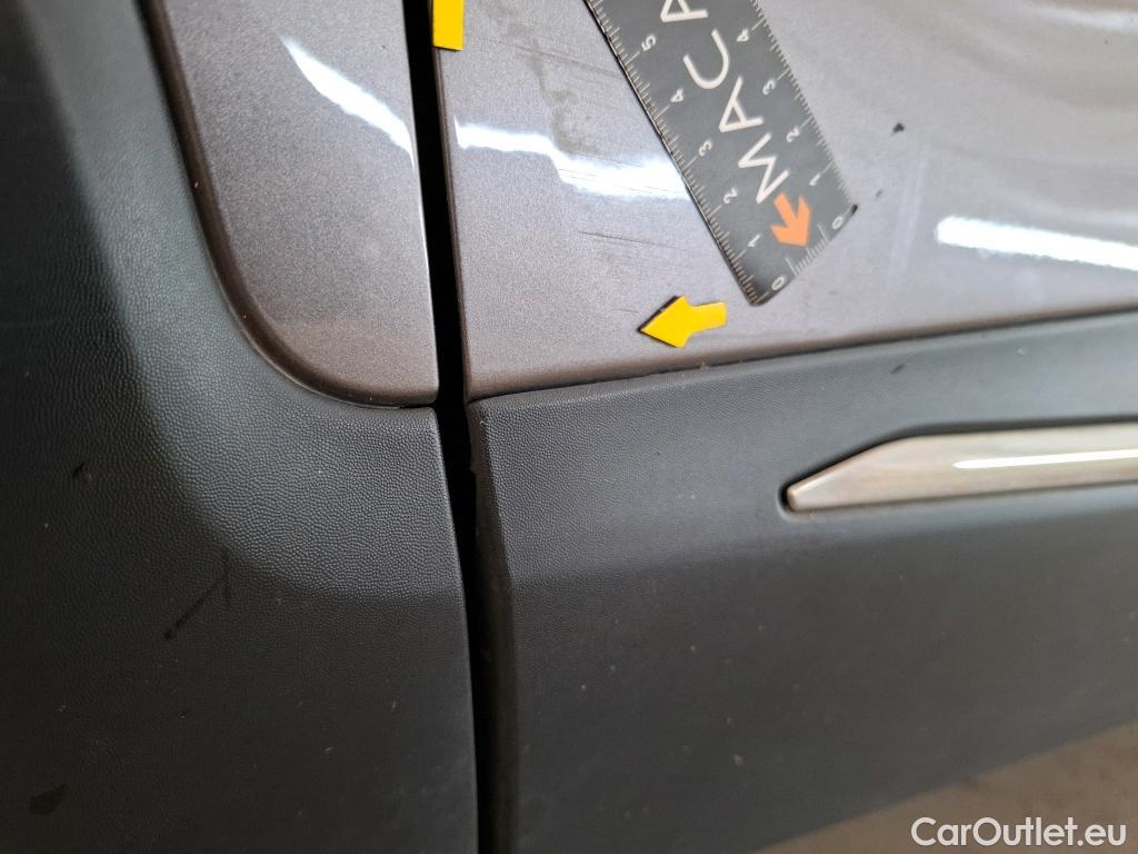  Renault  Captur  Intens 0.9 TCe 90CV BVM5 E6 #10