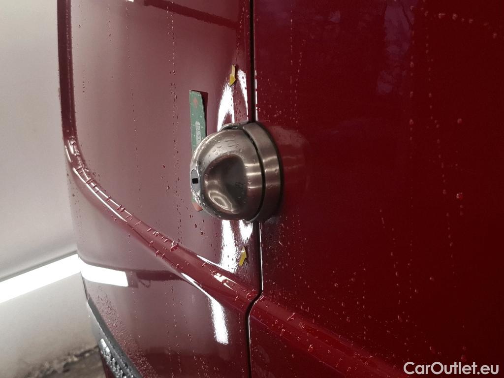  Volkswagen  Transporter VOLKSWAGEN  / 2019 / 4P / Fourgon tôlé 2.0 TDi 150 DSG7 L1H1 Business #2