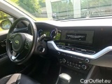  KIA  Niro 1.6 GDI 105 ISG HYBRIDE ACTIVE BUSI DCT6 #4