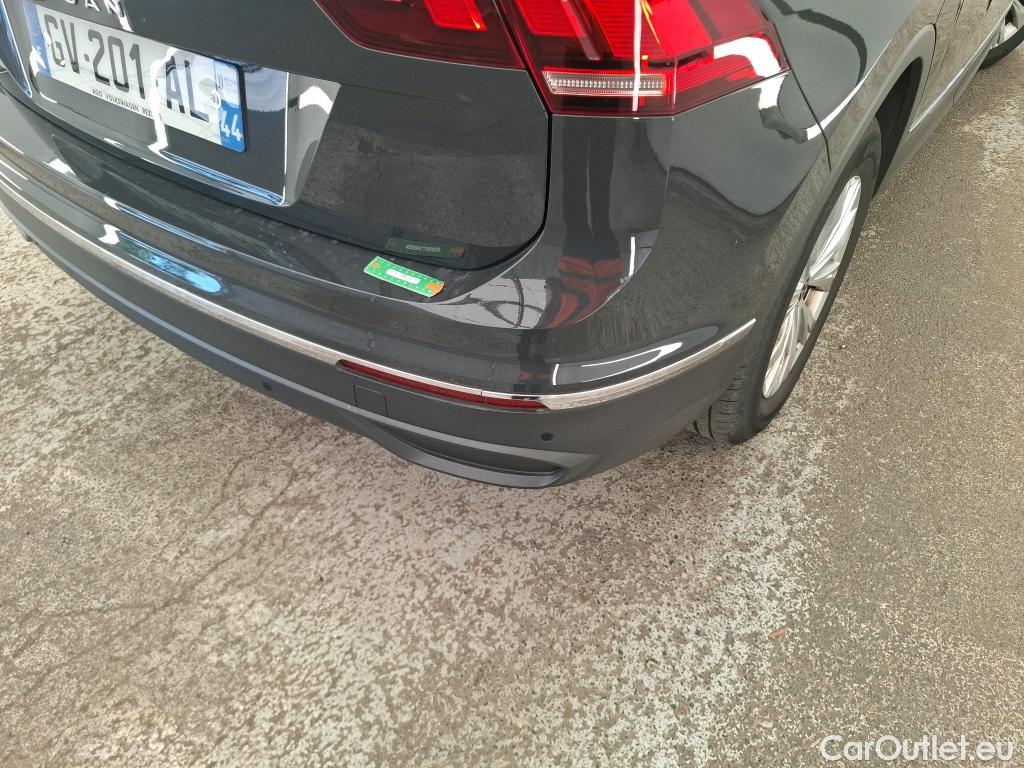  Volkswagen  Tiguan VOLKSWAGEN  / 2020 / 5P / SUV 2.0 TDI 150 DSG7 LIFE PLUS #1
