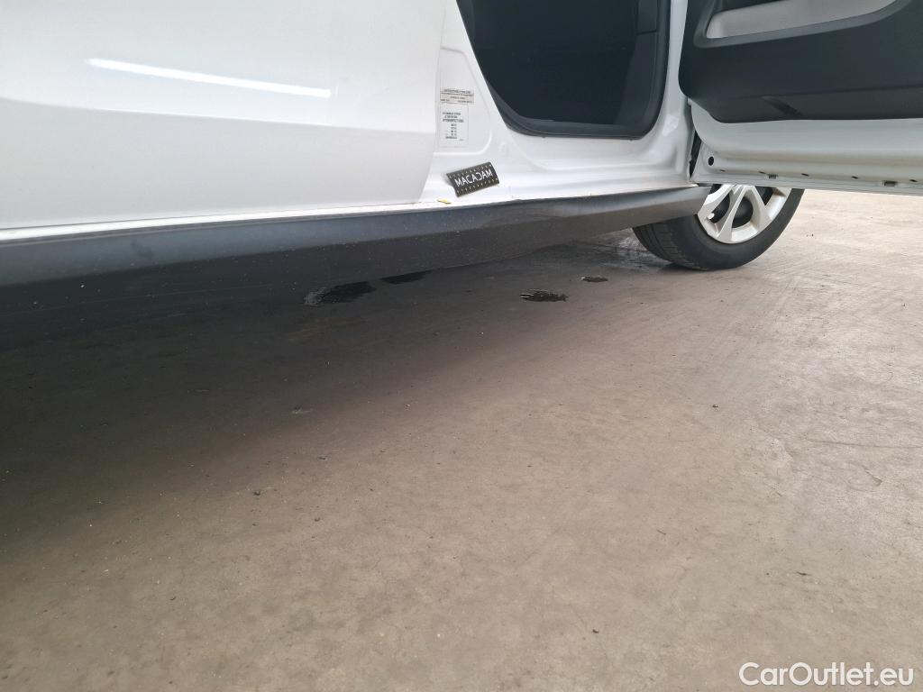  Citroen  C3  Société Feel 1.2 PureTech 80CV BVM5 E6d #10