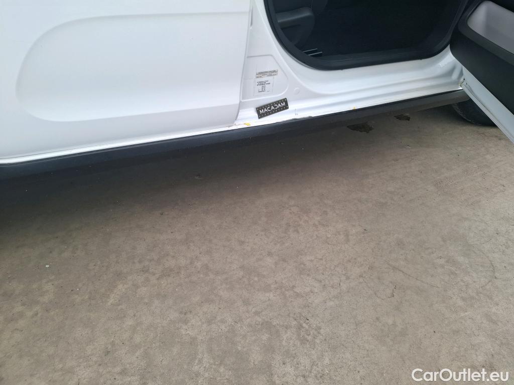  Citroen  C3  Société Feel 1.2 PureTech 80CV BVM5 E6d #9