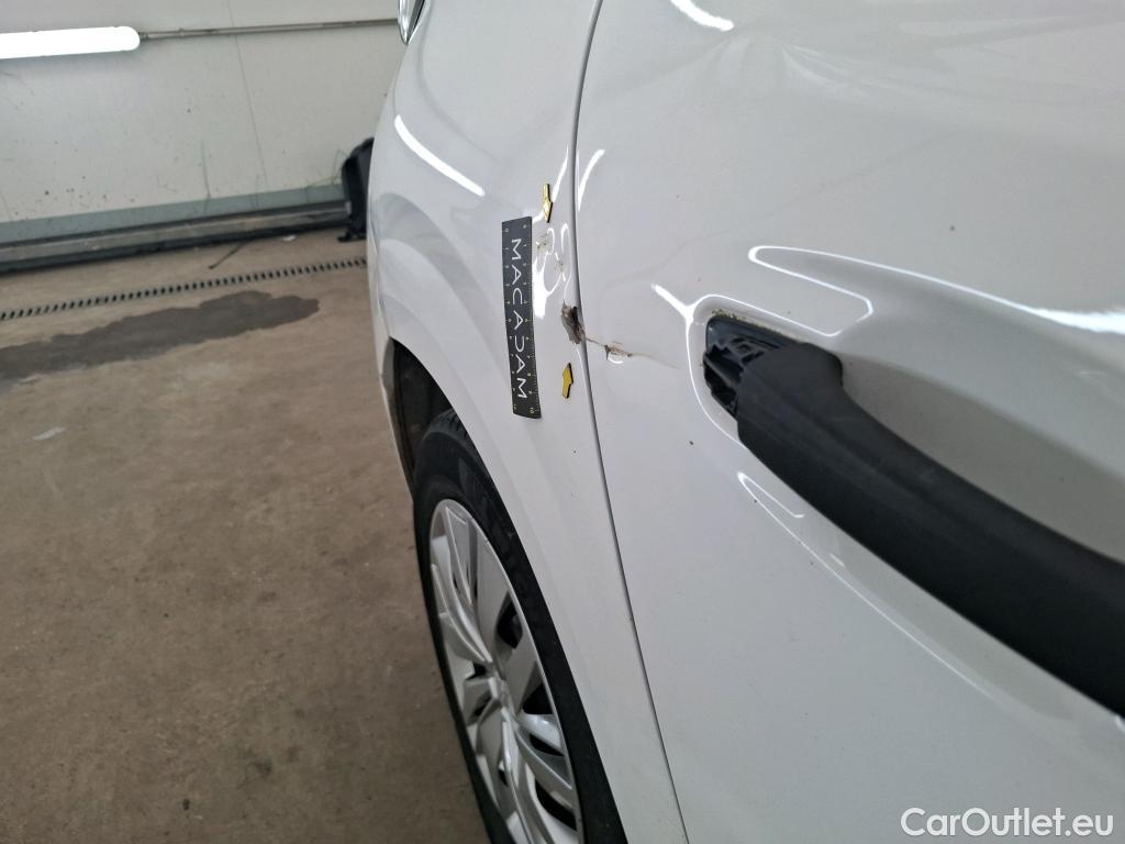  Peugeot  208  Premium 1.2 PureTech 75CV BVM5 E6d #10