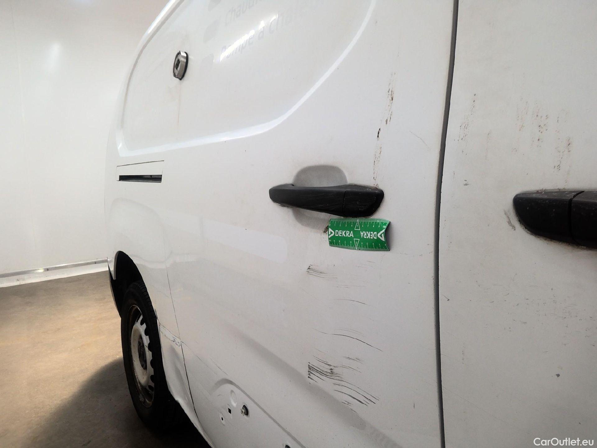  Citroen  Berlingo  Fourgon Club XL 950 1.5 BlueHDi 100CV BVM5 E6dT #38