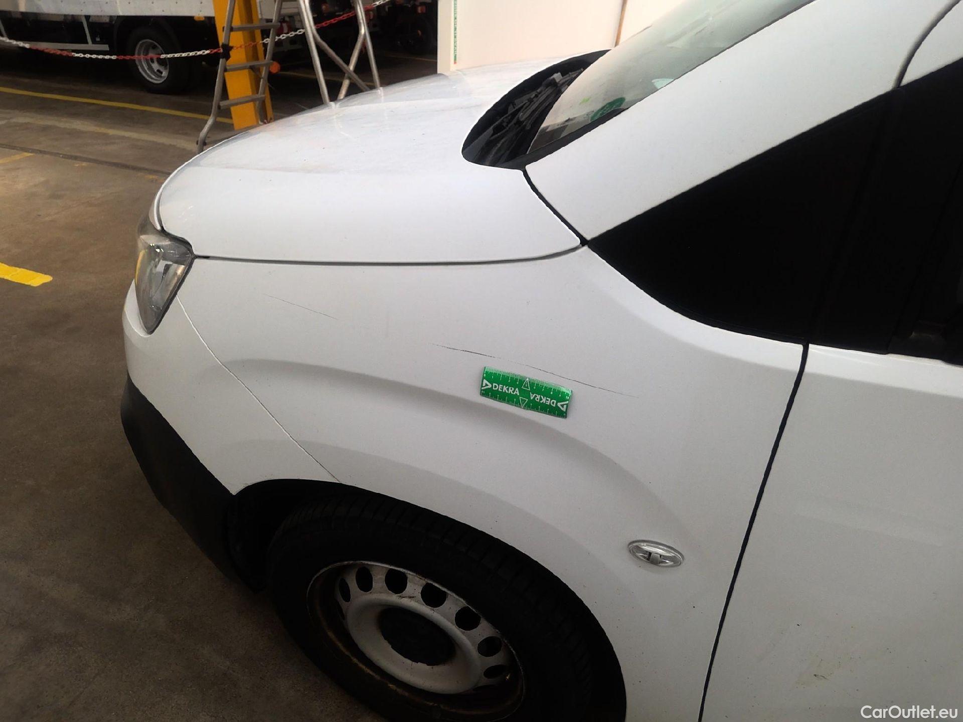  Citroen  Berlingo  Fourgon Club XL 950 1.5 BlueHDi 100CV BVM5 E6dT #17