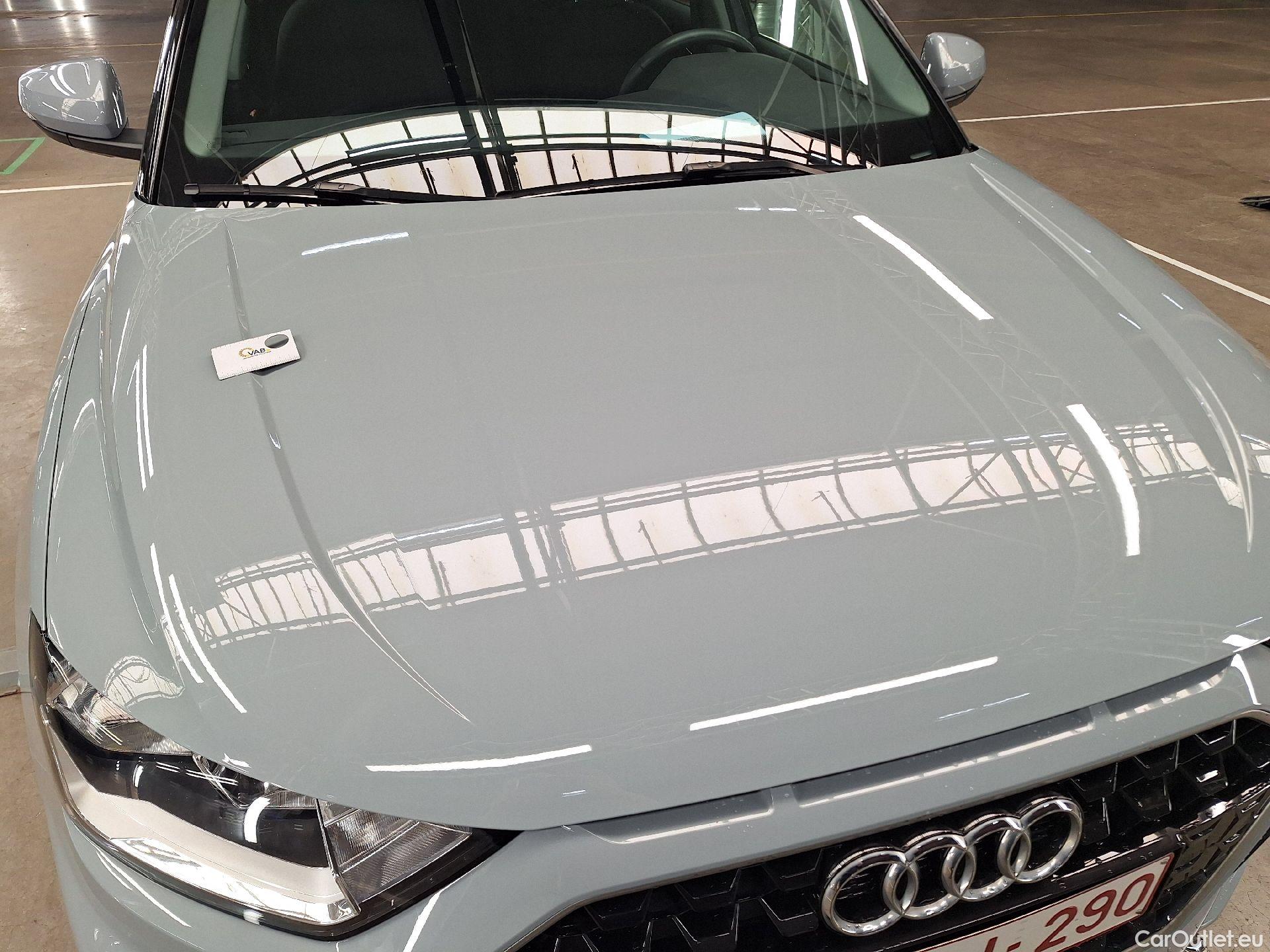  Audi  A1 Sportback Audi, A1 SB '18, Audi  1.0 25 TFSI 70kW S tronic S Line #1