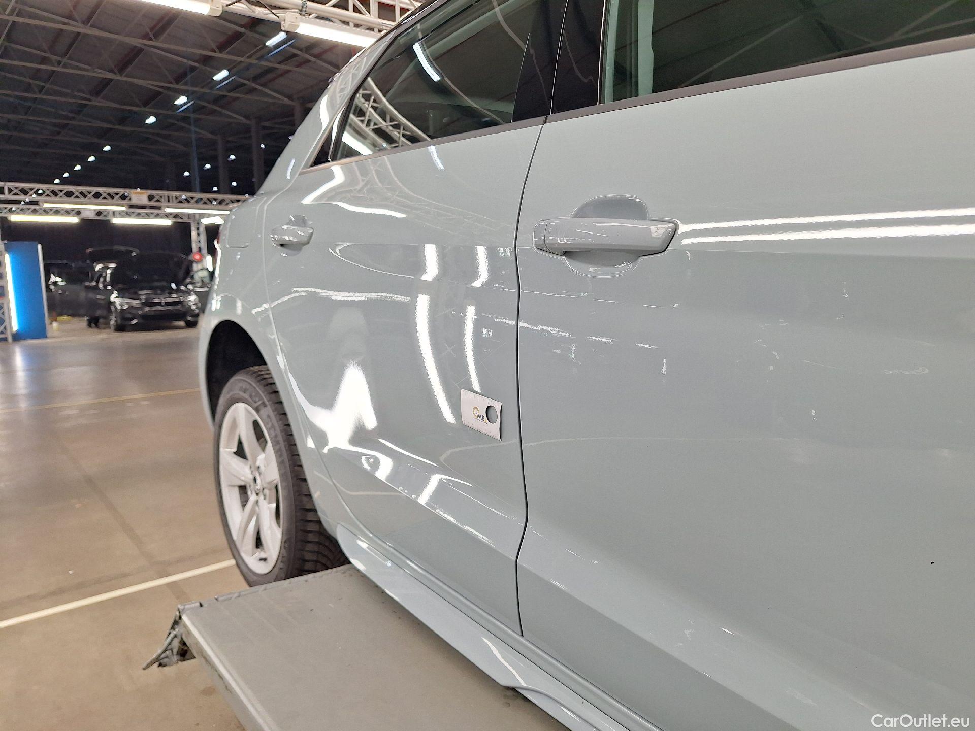  Audi  A1 Sportback Audi, A1 SB '18, Audi  1.0 25 TFSI 70kW S tronic S Line #15