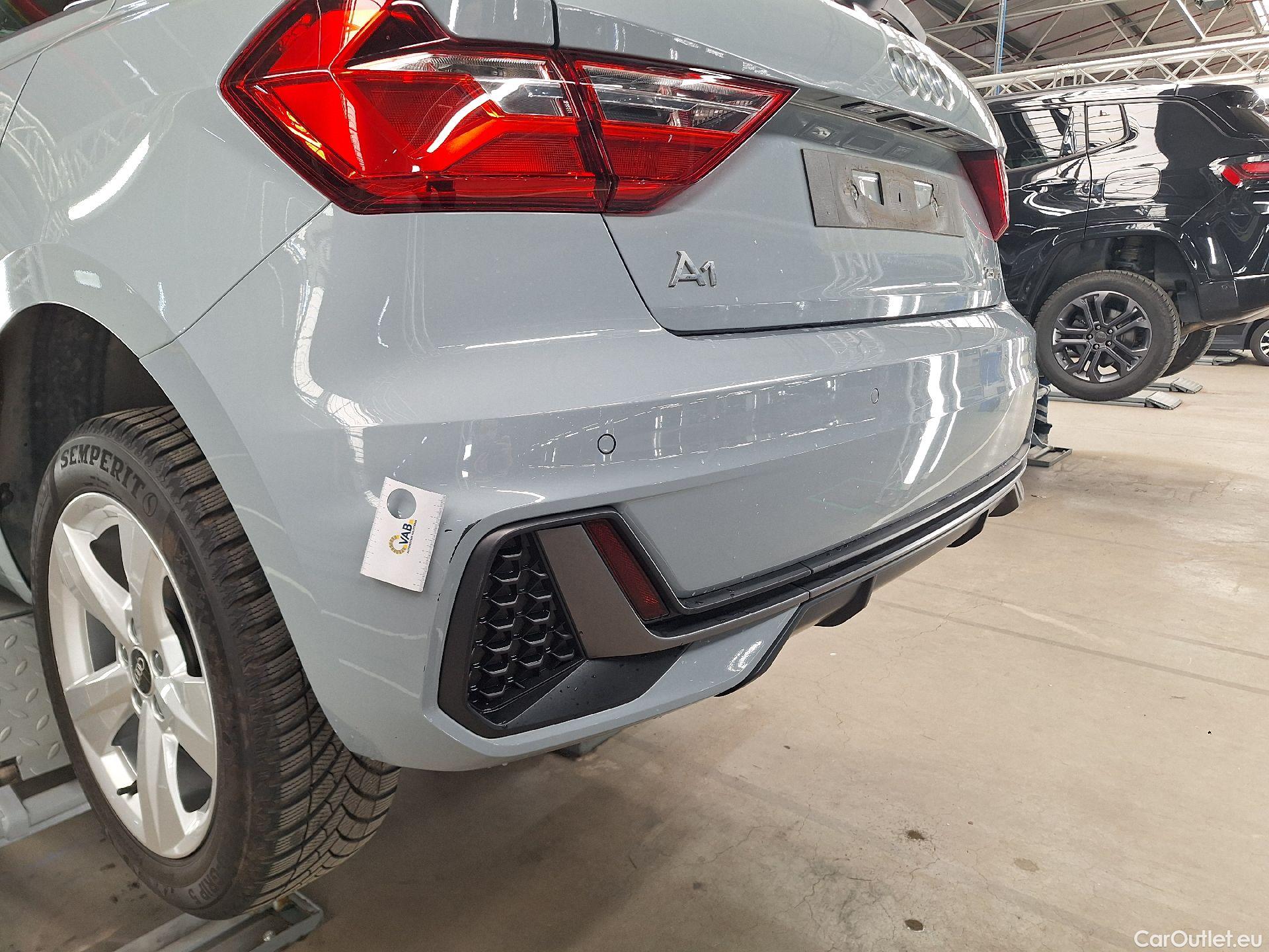  Audi  A1 Sportback Audi, A1 SB '18, Audi  1.0 25 TFSI 70kW S tronic S Line #12