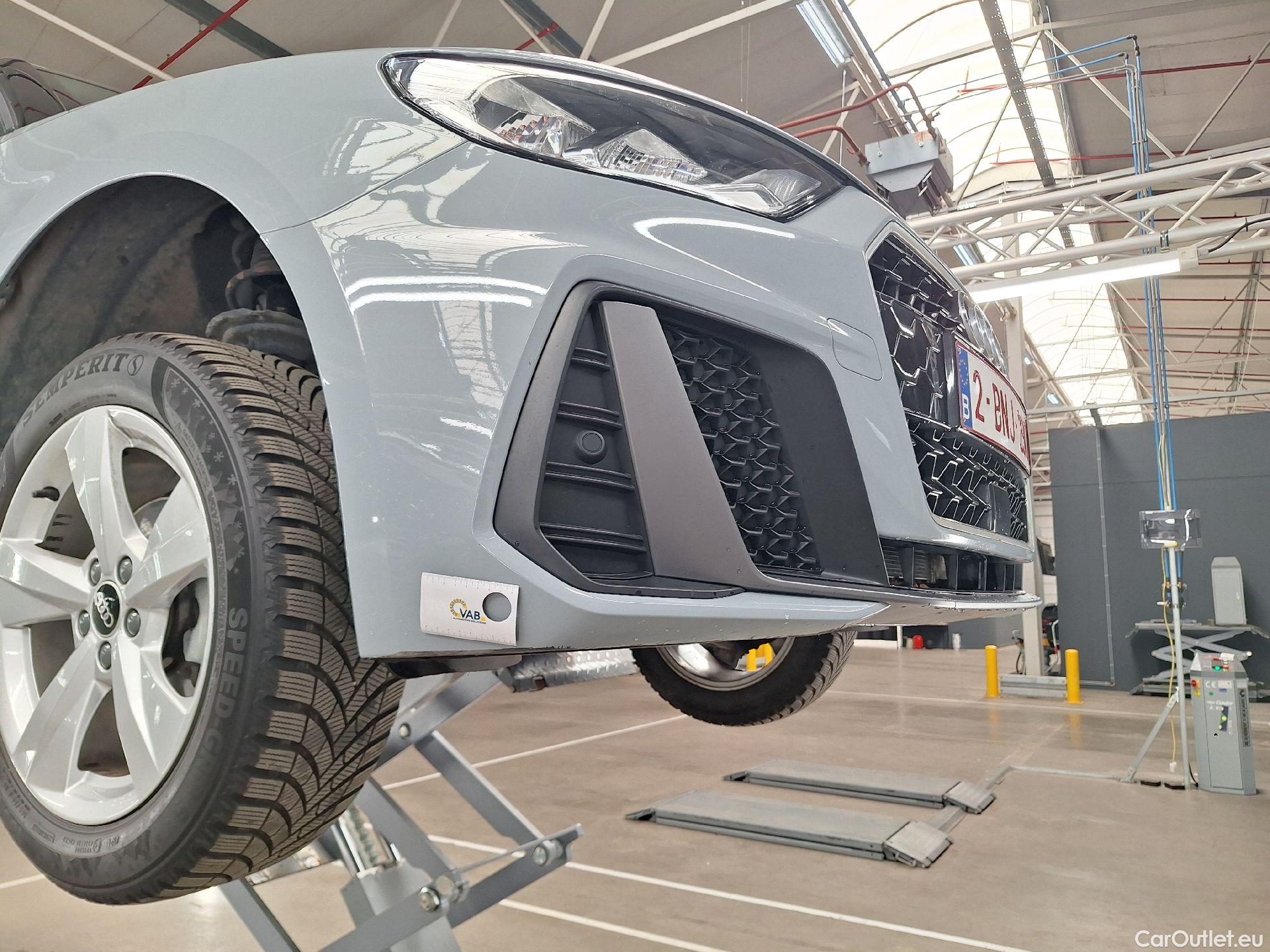  Audi  A1 Sportback Audi, A1 SB '18, Audi  1.0 25 TFSI 70kW S tronic S Line #17