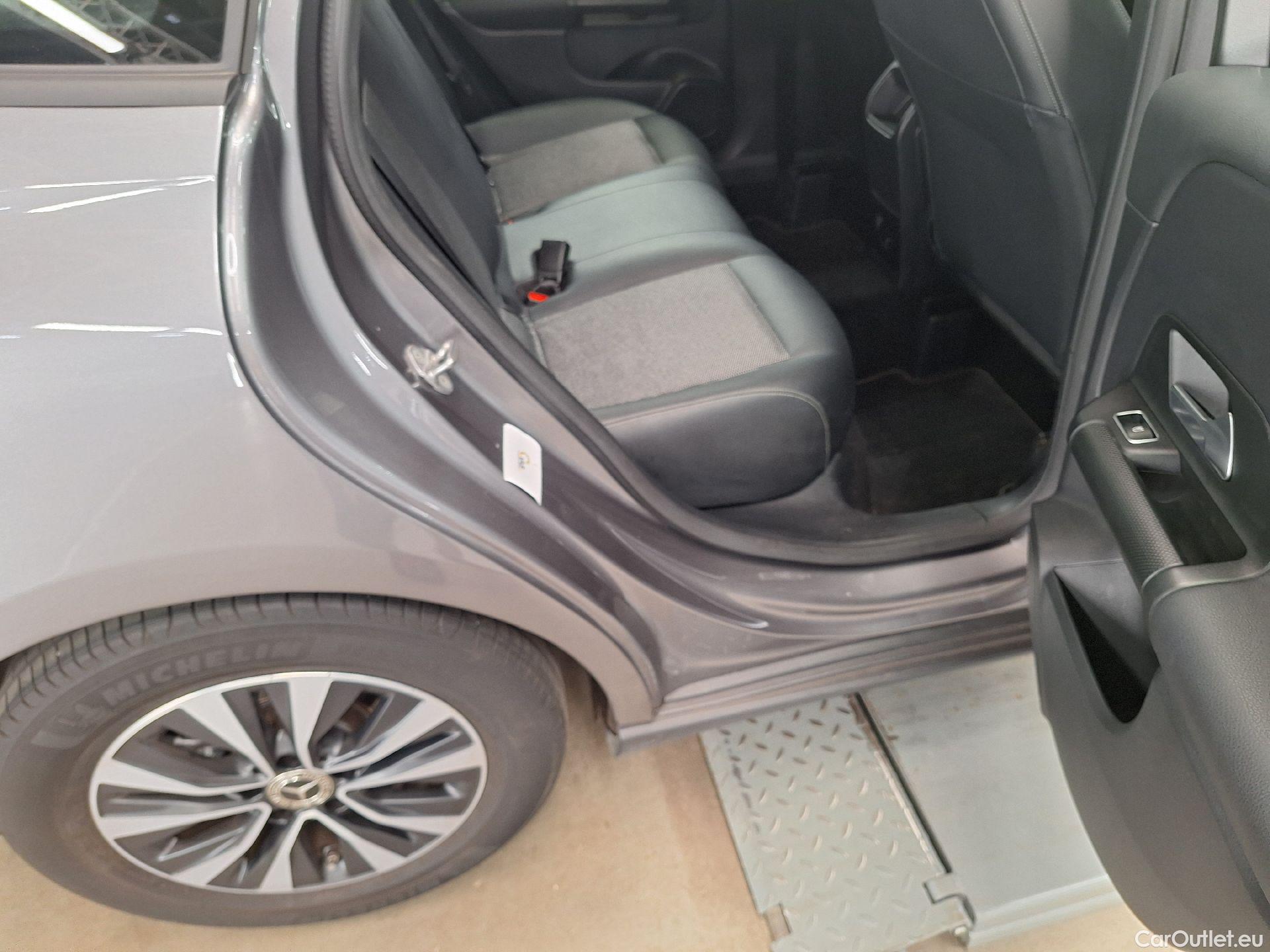  Mercedes  B-Klasse Mercedes, B-Class '18, Mercedes-Benz  B 180 Business Solution 5d #21