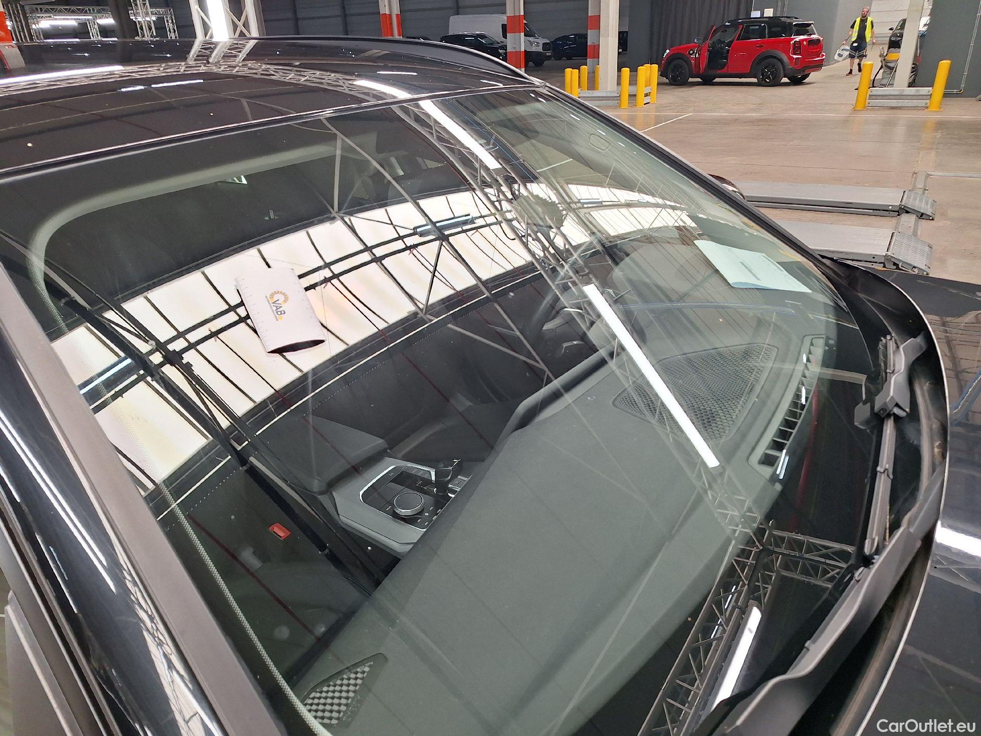  Bmw  Serie 3 BMW, 3-serie Touring '18, BMW 3 Reeks Touring 318dA (100 kW) 5d #8