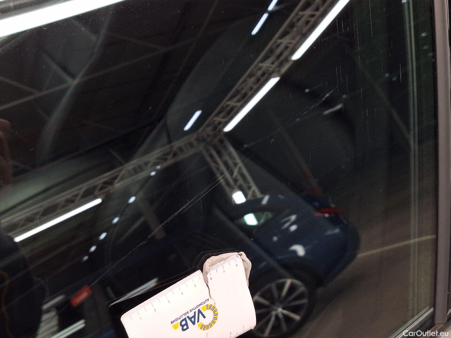  Mercedes  C-Klasse Mercedes,  FL'18, Mercedes-Benz  Berline C 180 d Business So #36