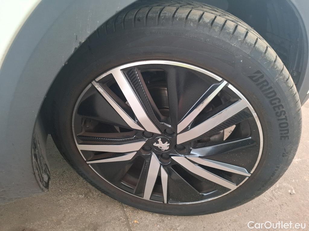  Peugeot  3008 PEUGEOT  / 2020 / 5P / SUV PureTech 130 S&S EAT8 GT Pack #20