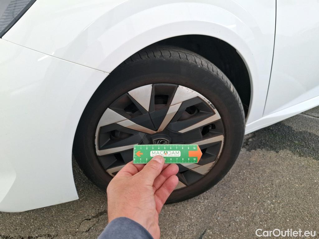  Peugeot  208  Active 1.2 PureTech 100CV BVM6 E6d #4