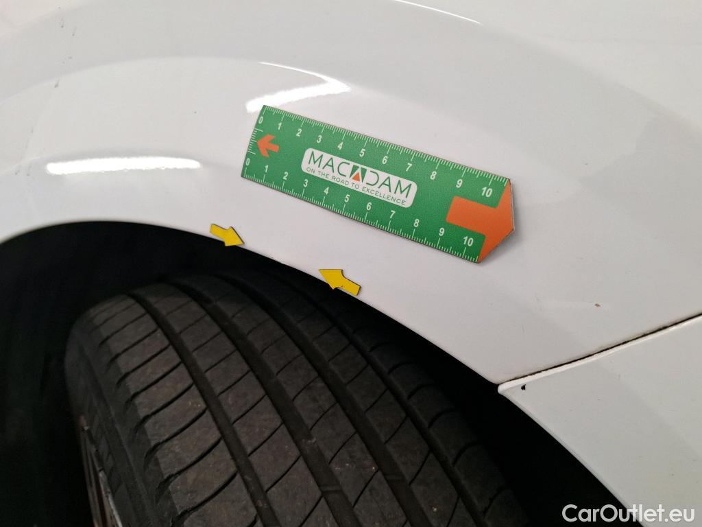  Peugeot  208  Active 1.2 PureTech 100CV BVM6 E6d #14