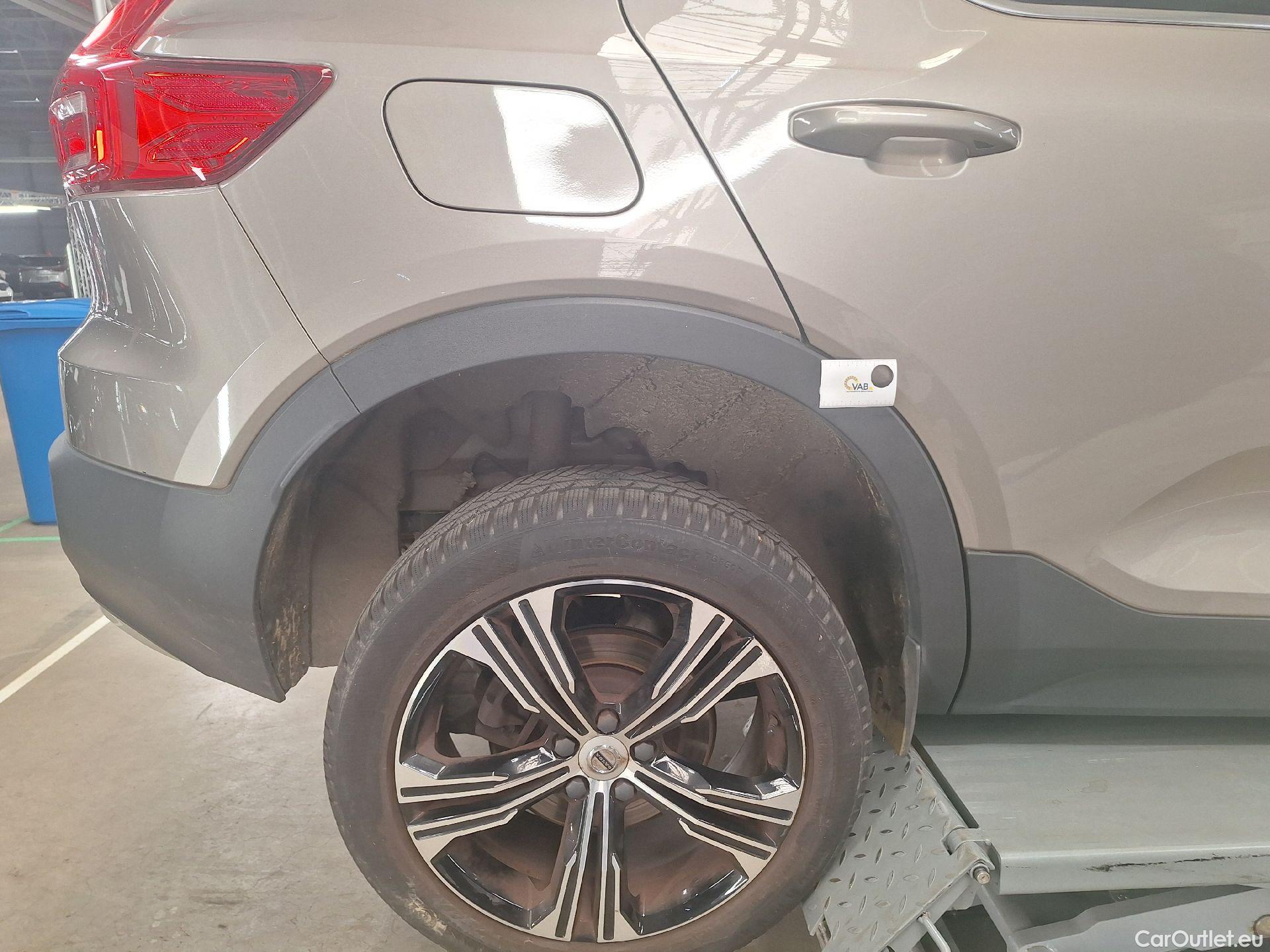  Volvo  XC 40 Volvo, XC40 '17, Volvo XC40 T5 Recharge Geartronic Inscription 5d #42