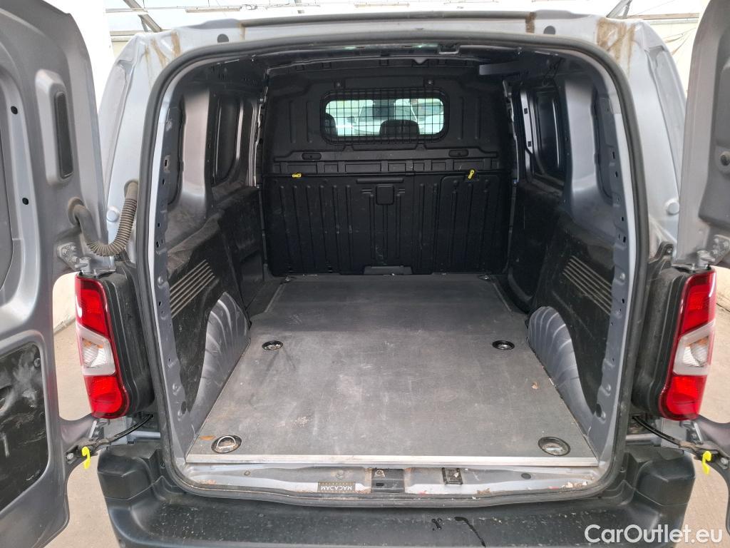  Toyota  Proace TOYOTA  City / 2019 / 4P / Fourgonnette 1.5 Medium 130 D-4D Business #13