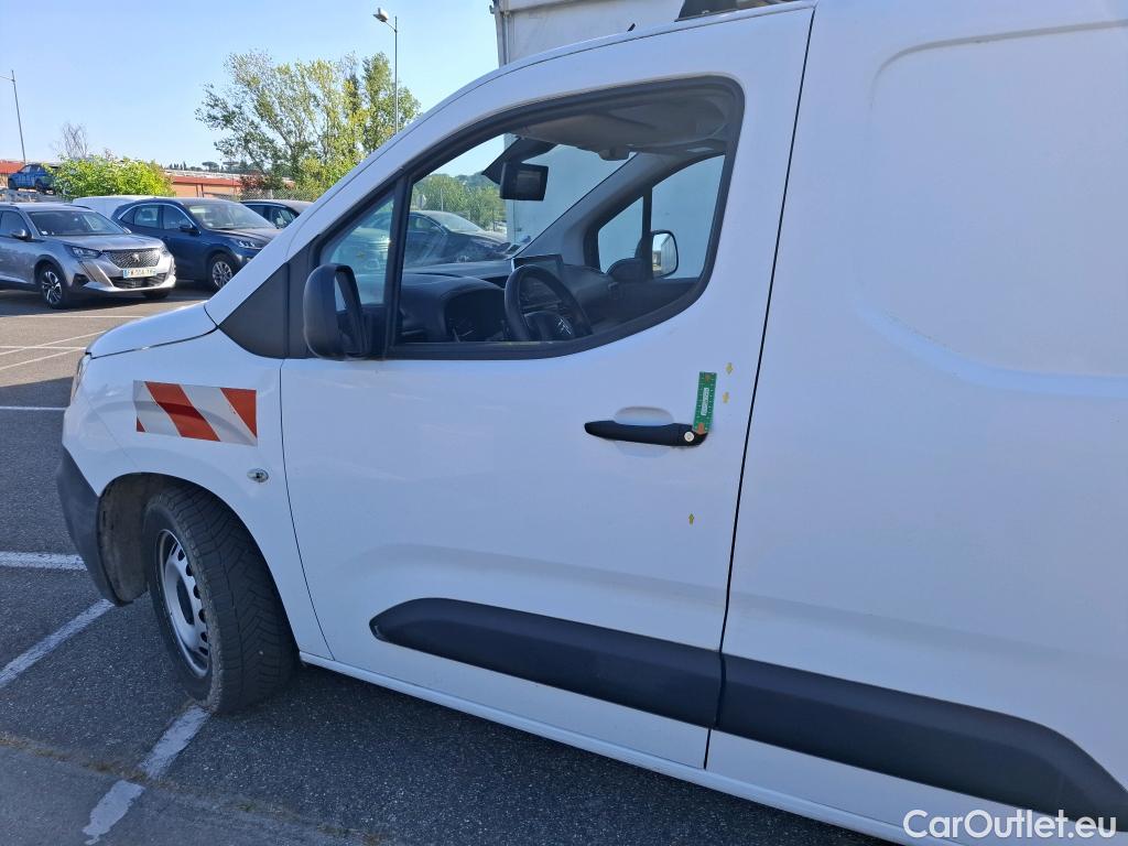  Citroen  Berlingo  Fourgon Worker M 1000 1.2 PureTech 130CV BVA8 E6d #64
