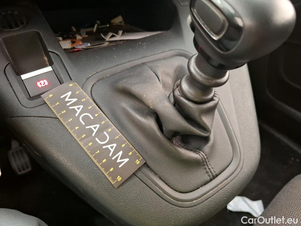  Citroen  Berlingo  Fourgon Driver M 1000 1.2 PureTech 110CV BVM6 E6d #32