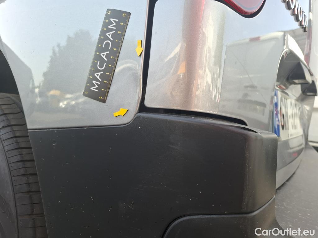  Toyota  Proace TOYOTA  City / 2019 / 4P / Fourgonnette 1.5 Medium 130 D-4D Business #17