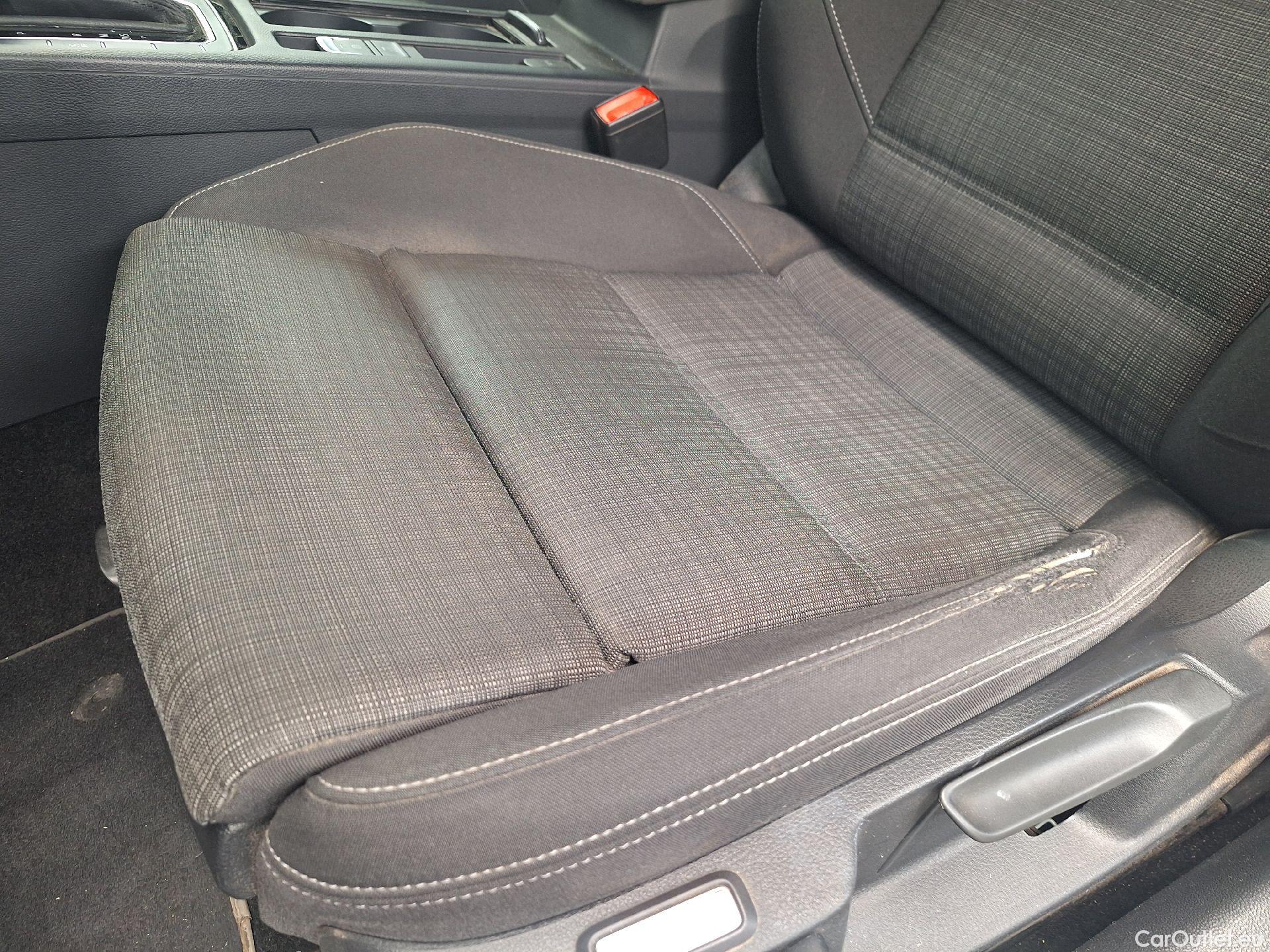  Volkswagen  Passat VW,  Variant FL'19, Volkswagen  Variant 2.0 TDI 90kW DSG Style B #17