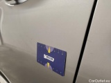  Peugeot  5008 Peugeot  1.5 BlueHDi 96kW S&S Allure 5d #48