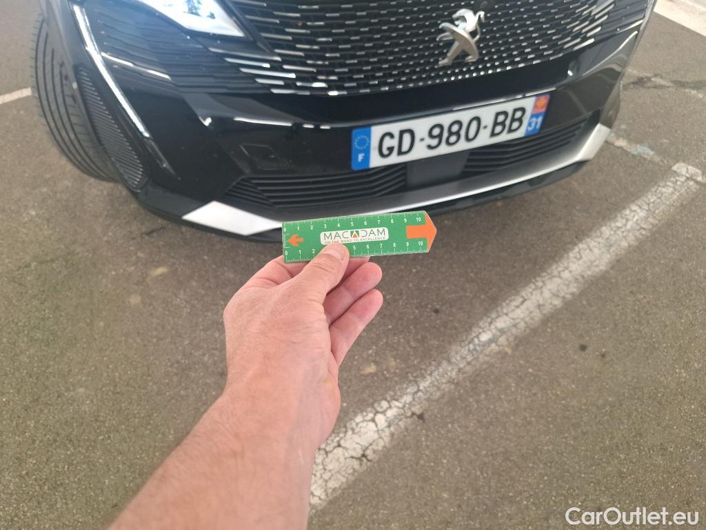  Peugeot  3008 PEUGEOT  / 2020 / 5P / SUV PureTech 130 S&S EAT8 GT Pack #35